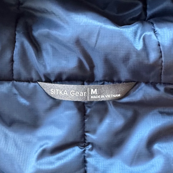 SITKA Gear. High Country Hoody. Good condition. Size Medium. - Picture 5 of 9
